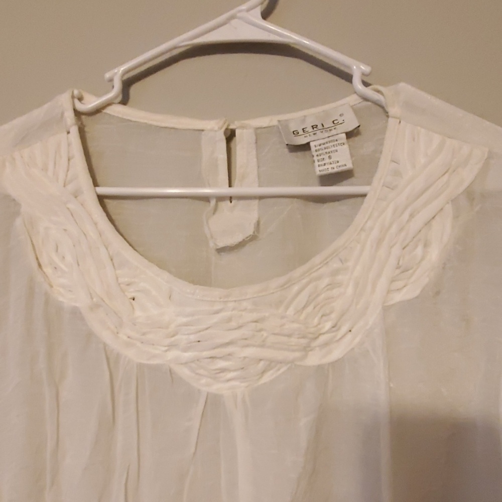 Blouse - Picture 2 of 2